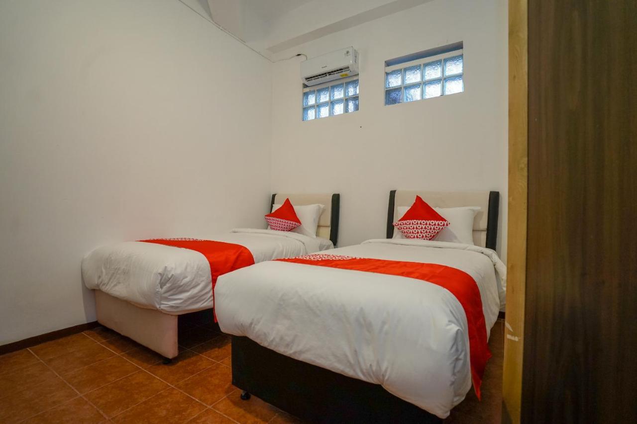 Super Oyo 1844 Bravo Residence Пангкалпинанг Екстериор снимка